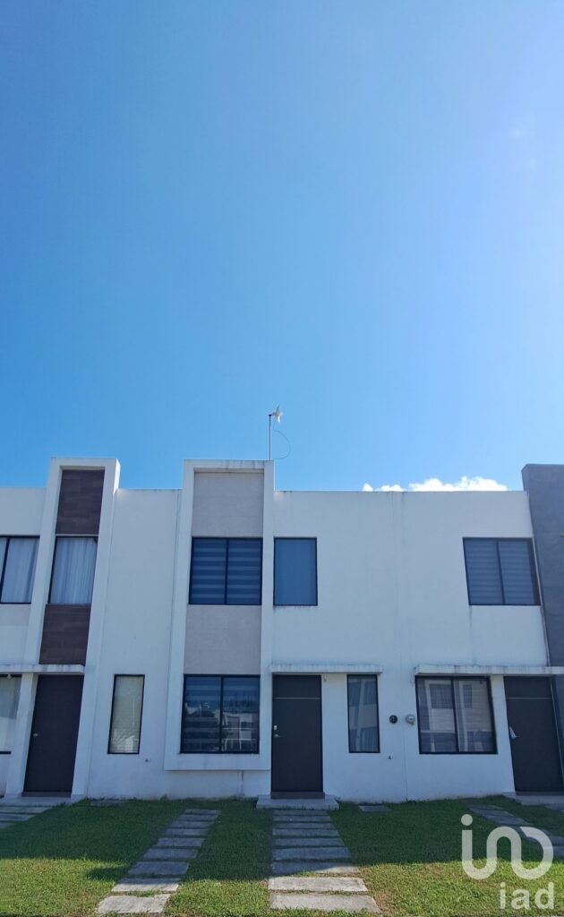 CASA EN RENTA EN PRIVADA VERDILLO RESIDENCIAL DEL BOSQUE VERACRUZ