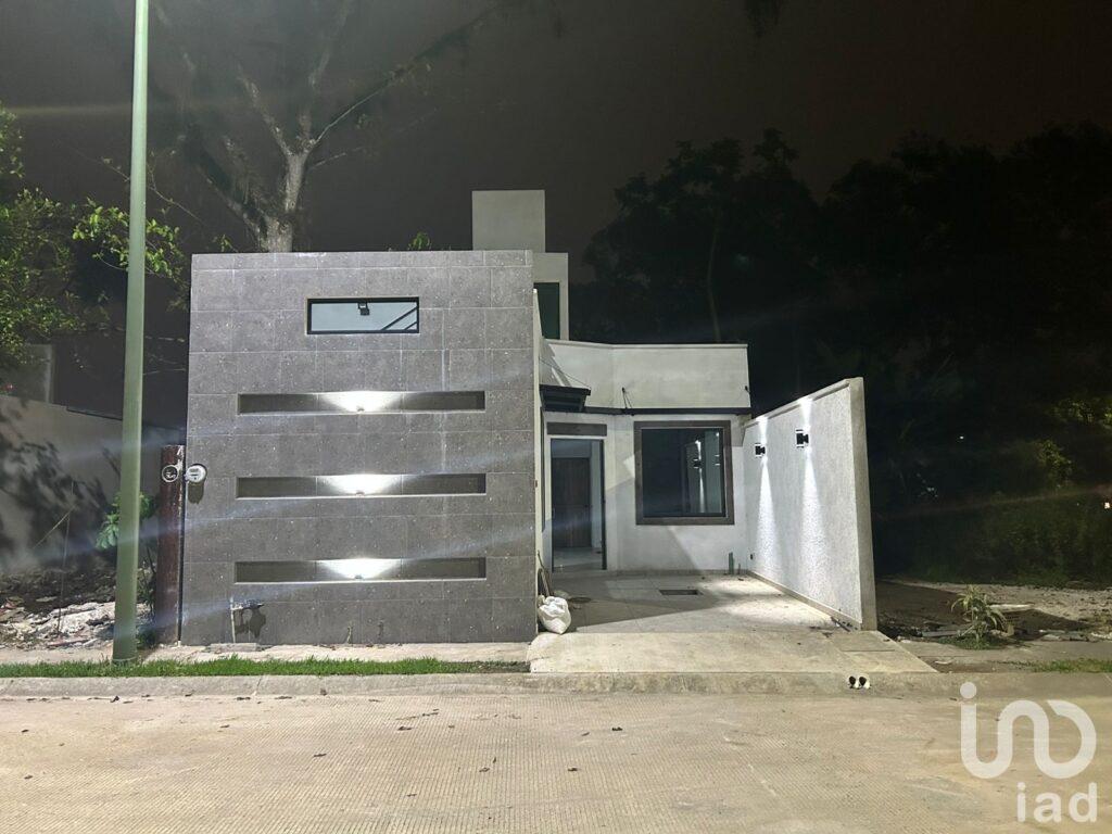 Venta de casa de un nivel en Coatepec Veracruz