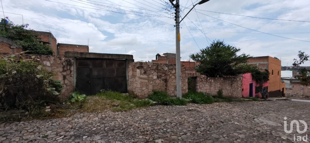 VENTA terreno habitacional, 301 m², Olimpo, San Miguel de Allende