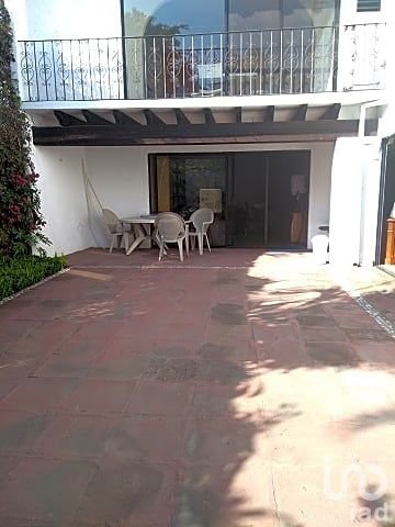 CASA SOLA EN VENTA EN FRACCIONAMIENTO EN ZONA NORTE DE CUERNAVACA PRIVADA ZAMORA COLONIA MARAVILLAS