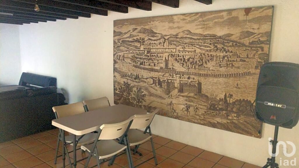 CASA SOLA EN VENTA EN FRACCIONAMIENTO EN ZONA NORTE DE CUERNAVACA PRIVADA ZAMORA COLONIA MARAVILLAS