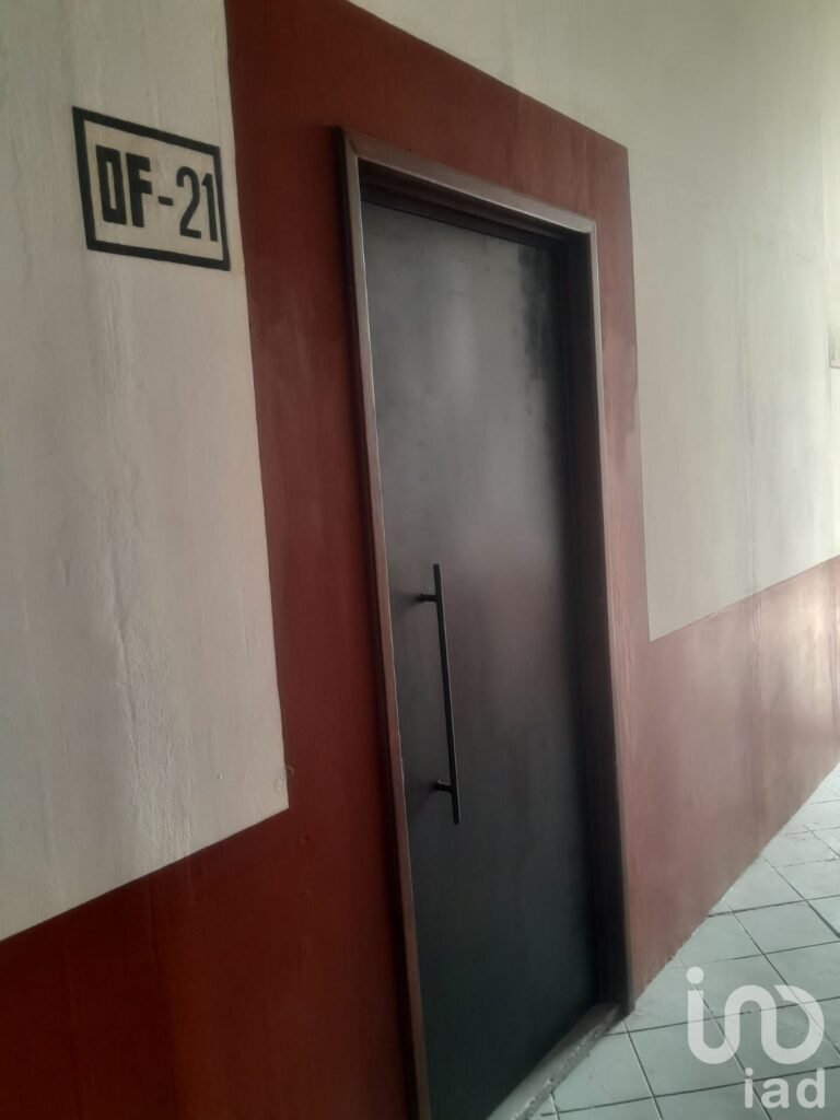 Oficinas y local en Renta Ex hacienda Coapa, CDMX