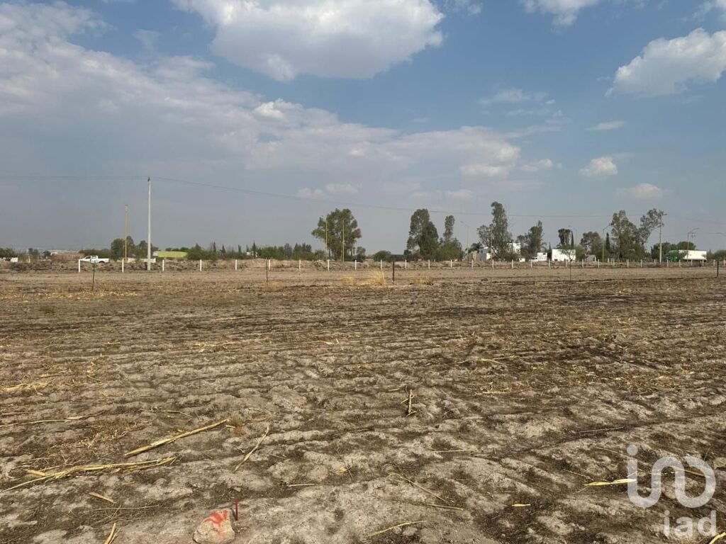 TERRENO EN VENTA DE 365 M2 A 50 METROS DE AV. SIGLO XX1 NORTE PONIENTE JESUS MARIA AGUASCALIENTES