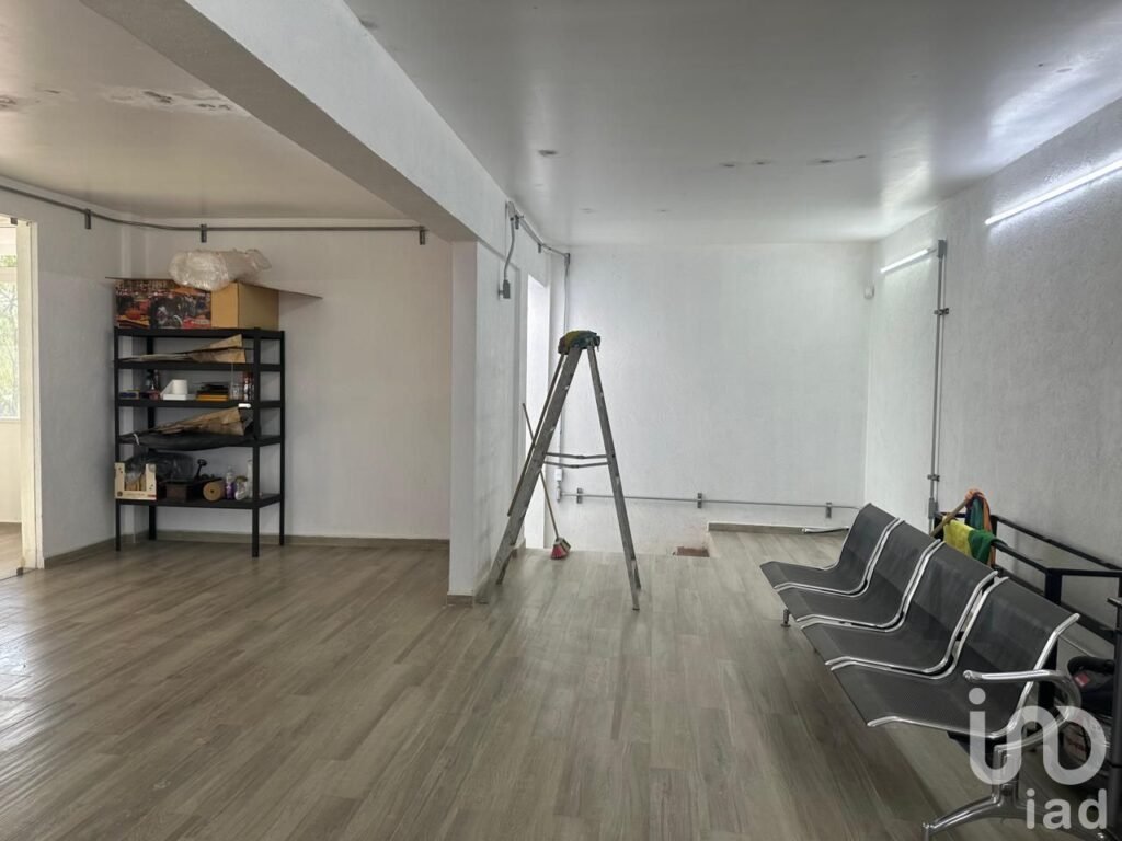 OFICINAS EN VENTA EN AV. SIGLO, XXI , NORTE PONIENTE, EX EJIDO JESUS MARIA, AGUASCALIENTES.