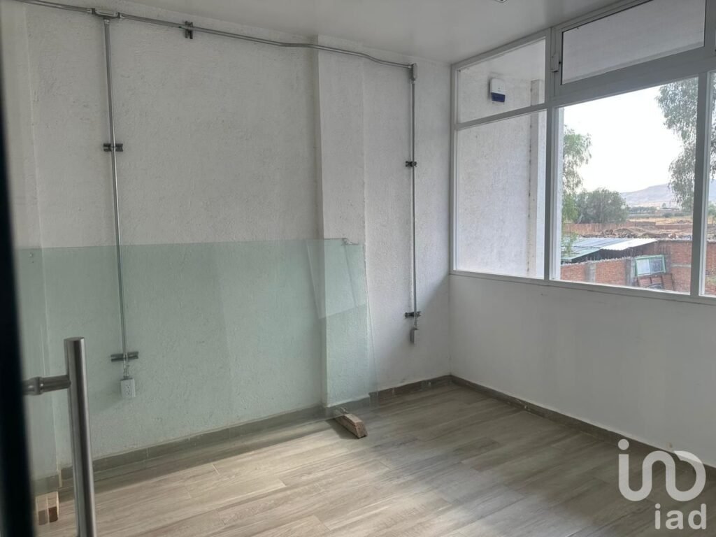 OFICINAS EN VENTA EN AV. SIGLO, XXI , NORTE PONIENTE, EX EJIDO JESUS MARIA, AGUASCALIENTES.