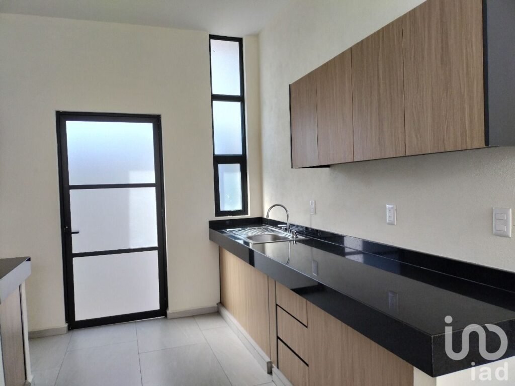 Casa en Venta. Opción con terreno colindante