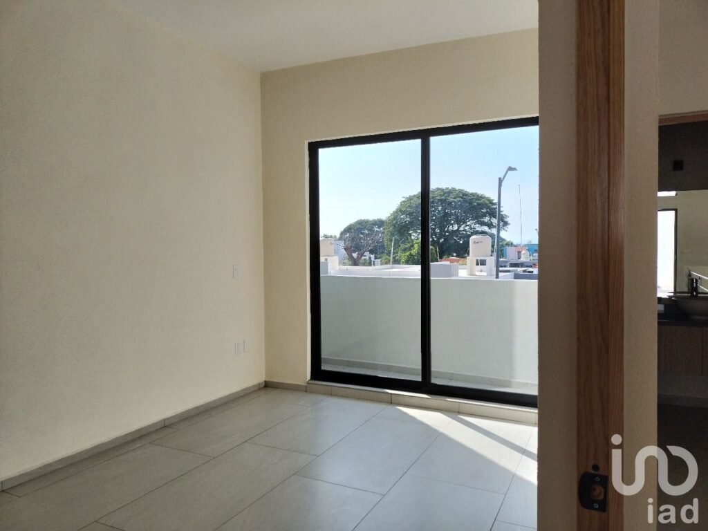 Casa en Venta. Opción con terreno colindante