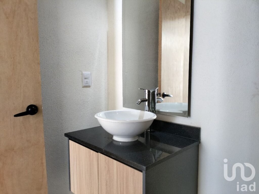 Casa en Venta. Opción con terreno colindante