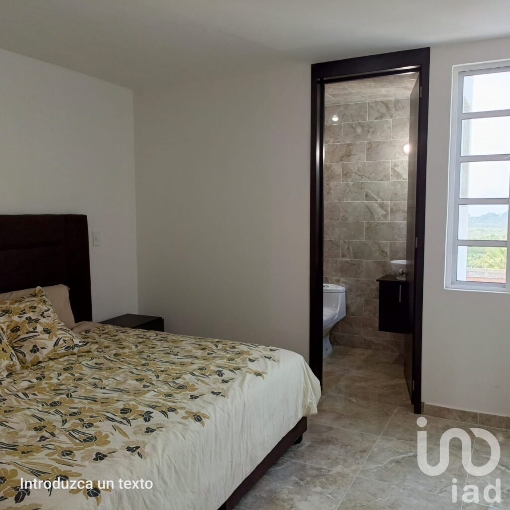 Casa Fracc. San Miguel, Entrada Providencia