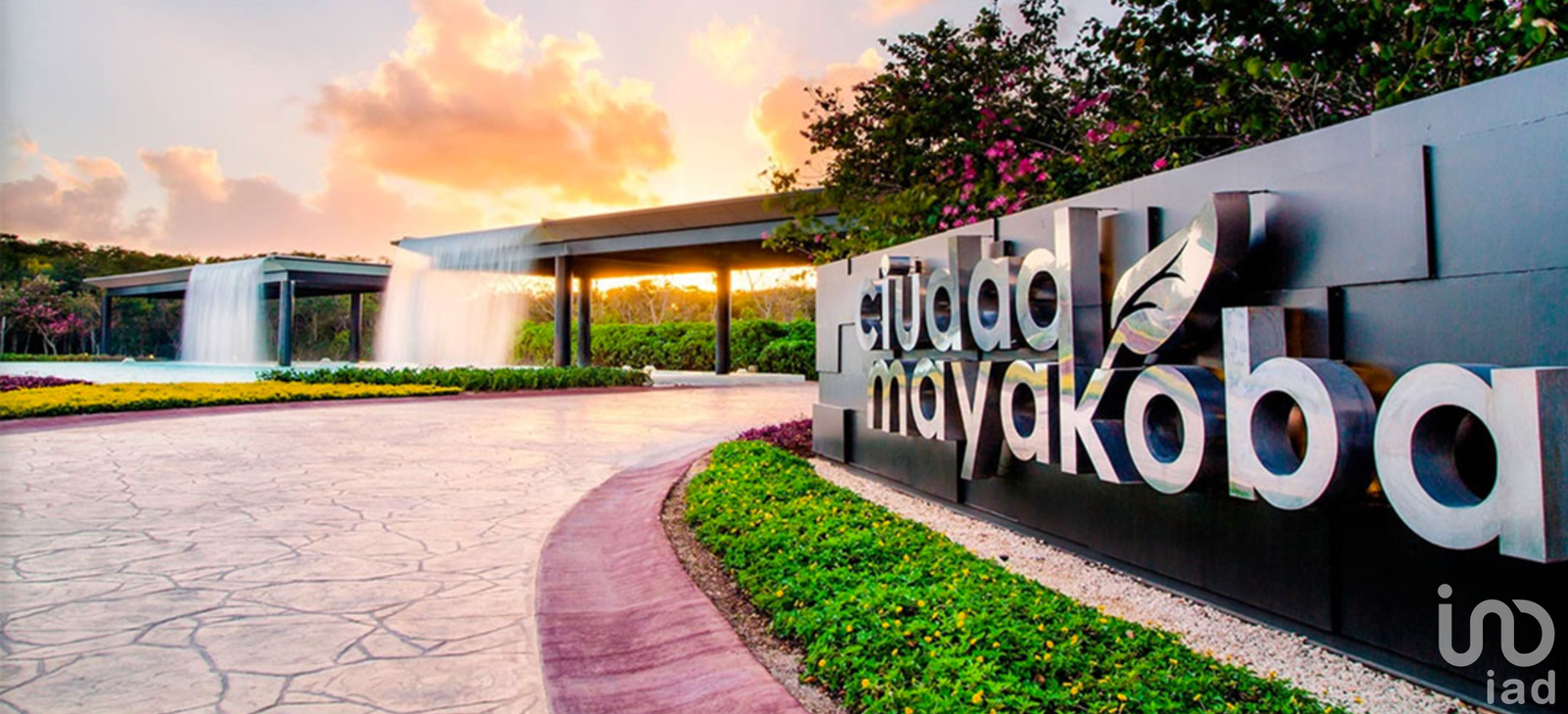 CASA EN VENTA EN PLAYA DEL CARMEN/ SENDEROS DE MAYAKOBA