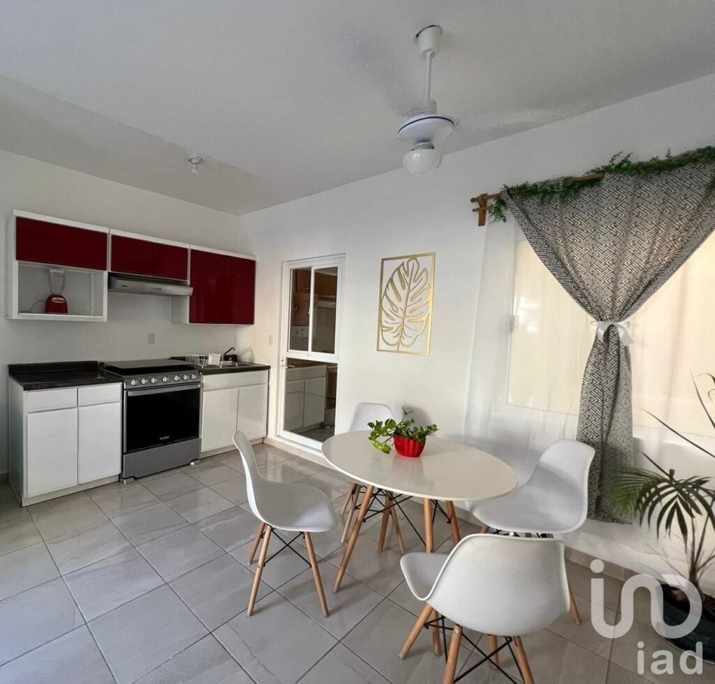 EN VENTA DEPARTAMENTO AMUEBLADO EN 3PLAYA DEL CARMEN