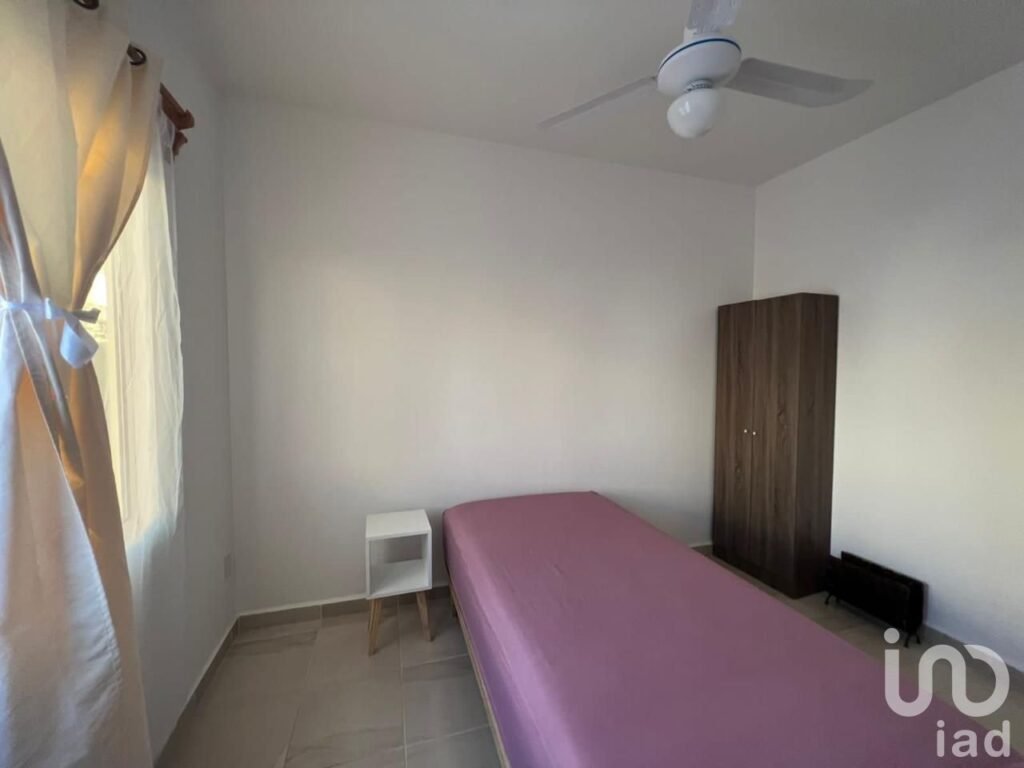 EN VENTA DEPARTAMENTO AMUEBLADO EN 3PLAYA DEL CARMEN