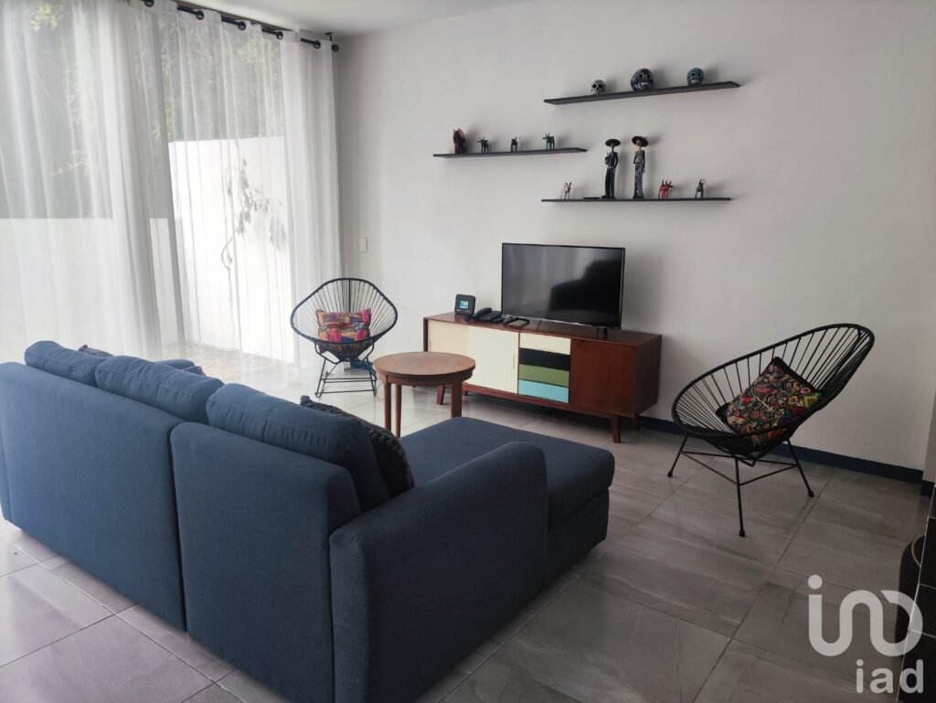 CASA AMUEBLADA EN RENTA RESIDENCIAL EL CIELO