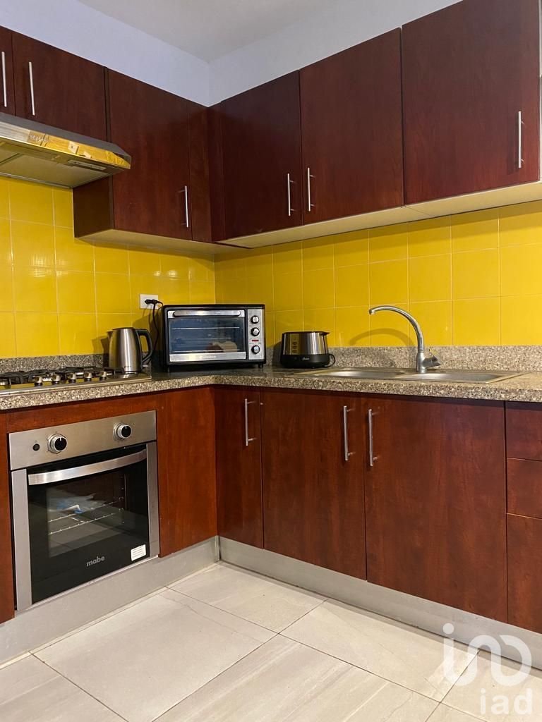 CASA EN RENTA  A CINCO MINUTOS DE PLAYA XCALACOCO