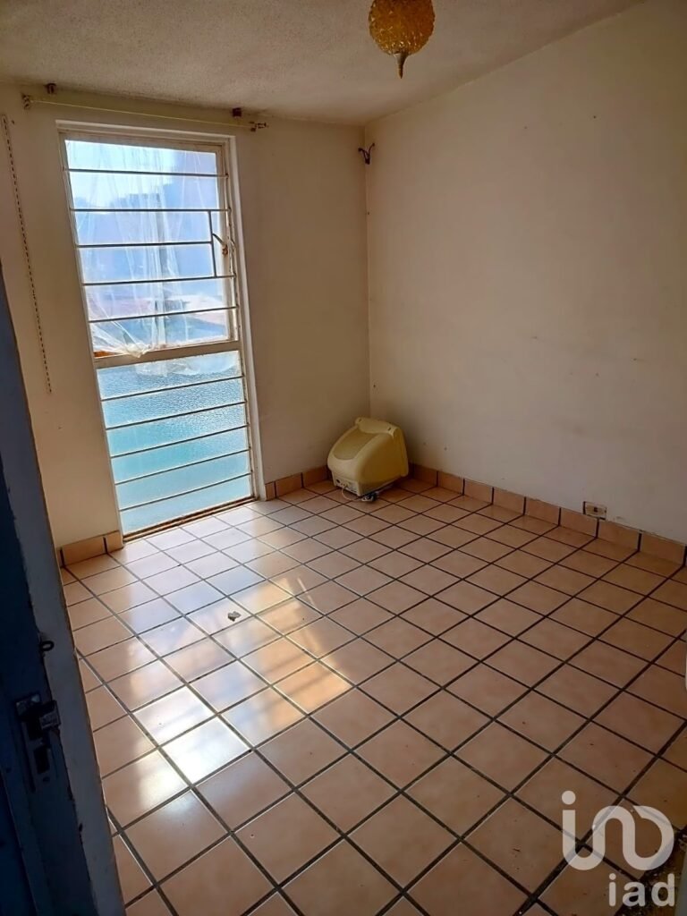 CASA PARA REMODELAR EN CIVAC JIUTEPEC MORELOS