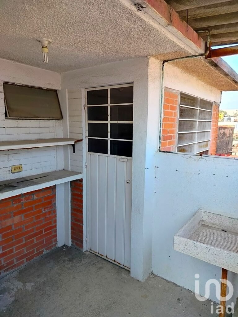 CASA PARA REMODELAR EN CIVAC JIUTEPEC MORELOS