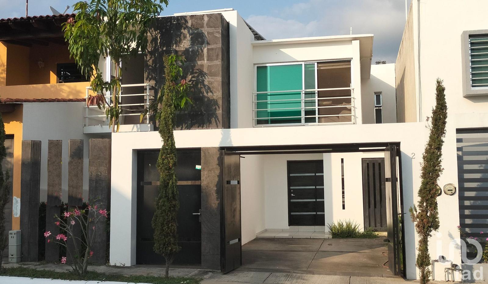 Casa en Venta con facilidades. Las Lagunas al Norte de Villa de Álvarez