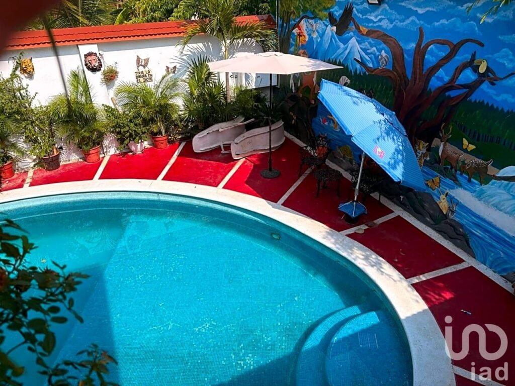 Casa con Alberca en Venta en San Rafael, Veracruz , Ideal para Proyecto Turístico