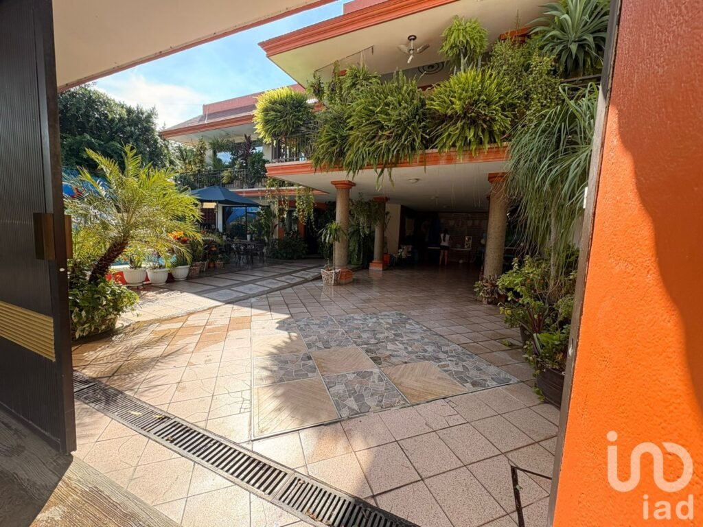 Casa con Alberca en Venta en San Rafael, Veracruz , Ideal para Proyecto Turístico