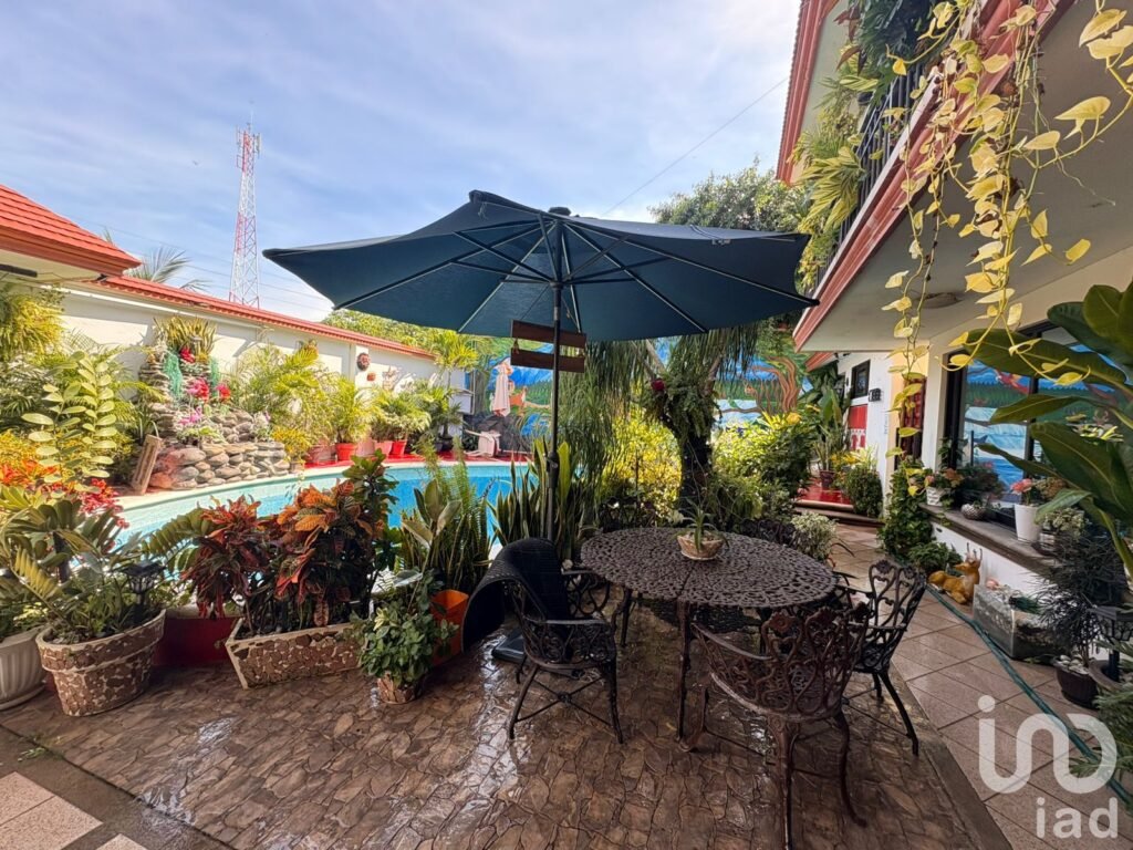 Casa con Alberca en Venta en San Rafael, Veracruz , Ideal para Proyecto Turístico