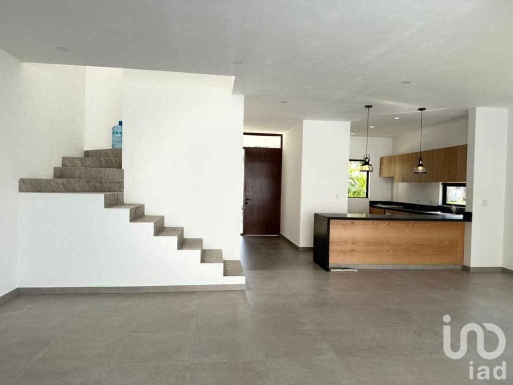 CASA EN VENTA EN RESIDENCIAL ARBOLADA