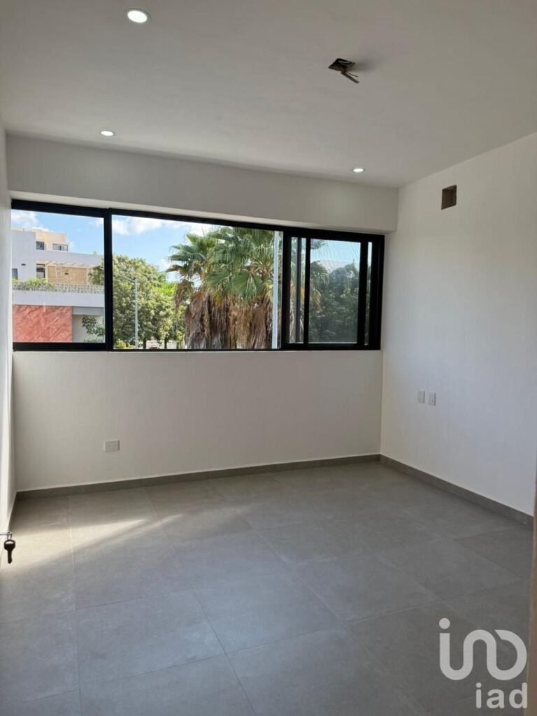 CASA EN VENTA EN RESIDENCIAL ARBOLADA