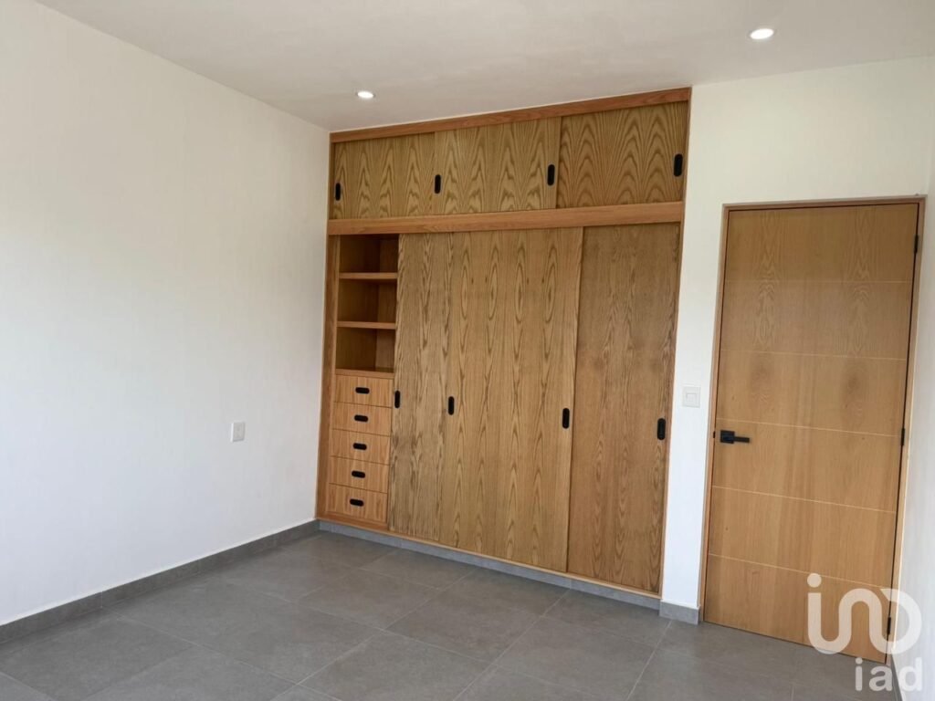 CASA EN VENTA EN RESIDENCIAL ARBOLADA