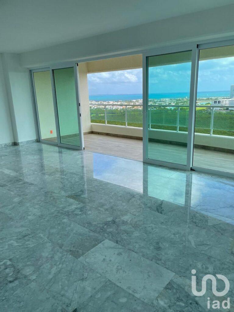 VENTA DE DEPARTAMENTO EN ISOLA CANCUN