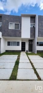 ¡CASA EN RENTA EN TUCAN, JARDINES DEL SUR 6!