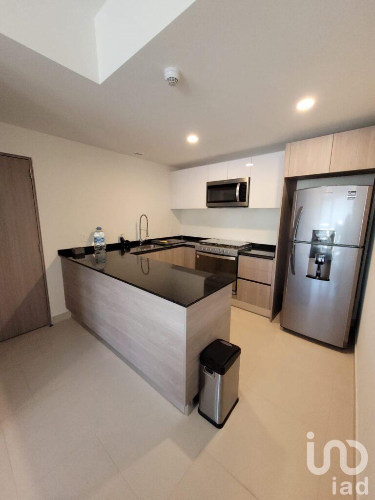 DEPARTAMENTO AMUEBLADO EN RENTA EN UPLACE SAN PEDRO DE LOS PINOS