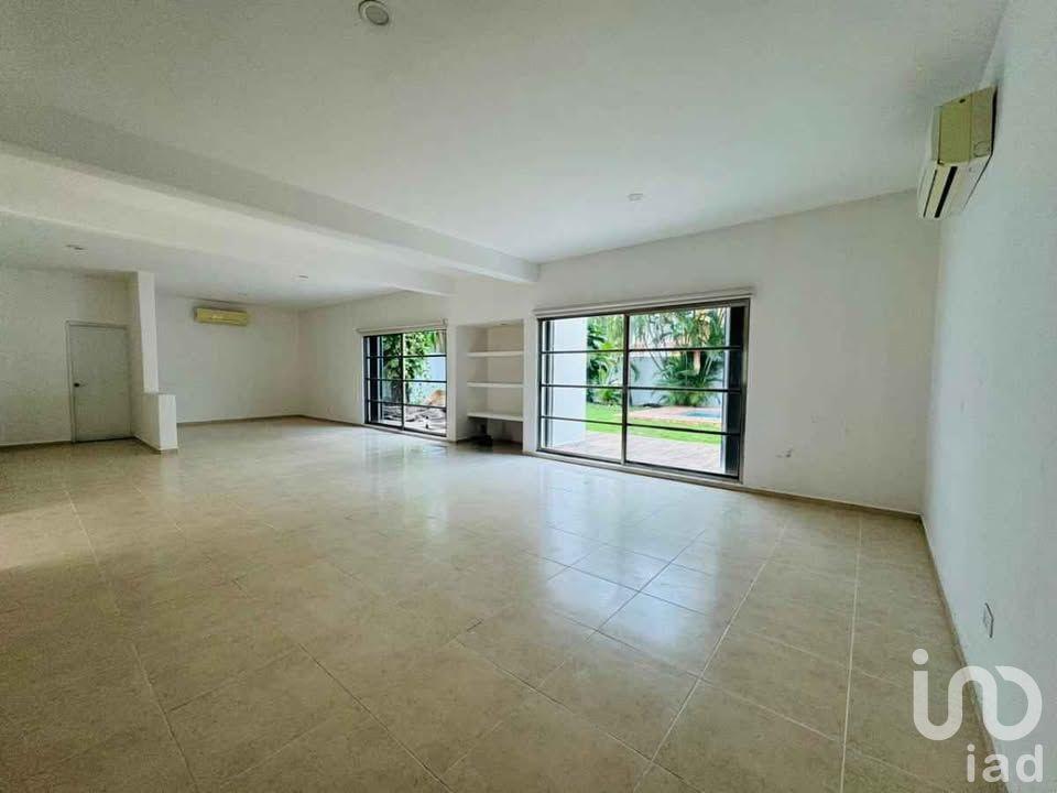 VENTA DE CASA EN RESIDENCIAL VILLA MAGNA EN CANCUN