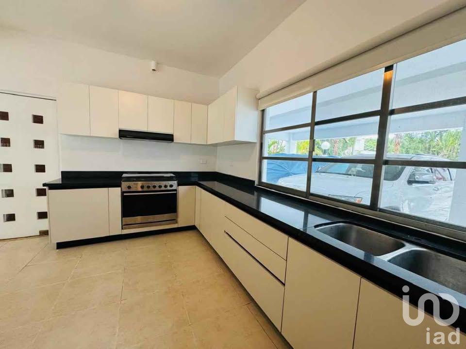 VENTA DE CASA EN RESIDENCIAL VILLA MAGNA EN CANCUN