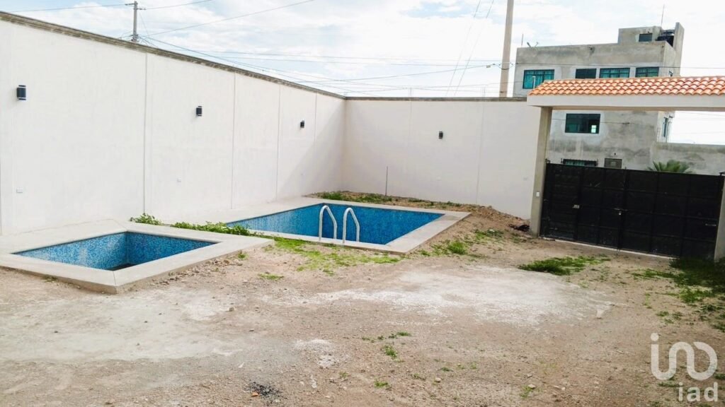 En Venta Residencia en Torija, Por de CU DOS