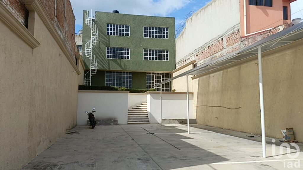 Rento Oficinas Con Estacionamiento Para 15 Autos