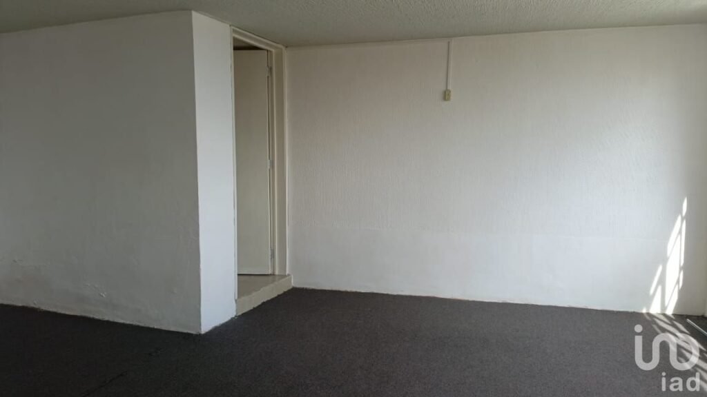 Rento Oficinas Con Estacionamiento Para 15 Autos