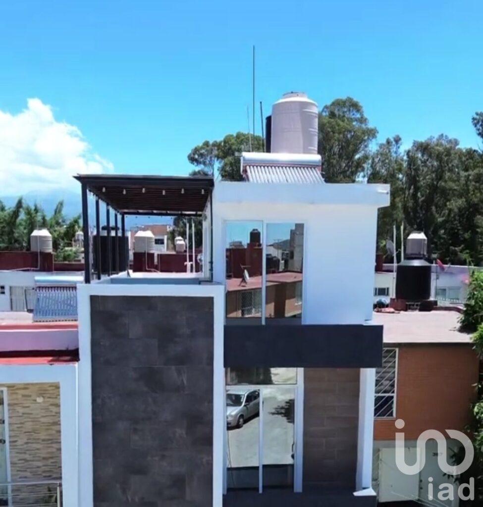 CASA EN VENTA BOSQUES EL PILAR