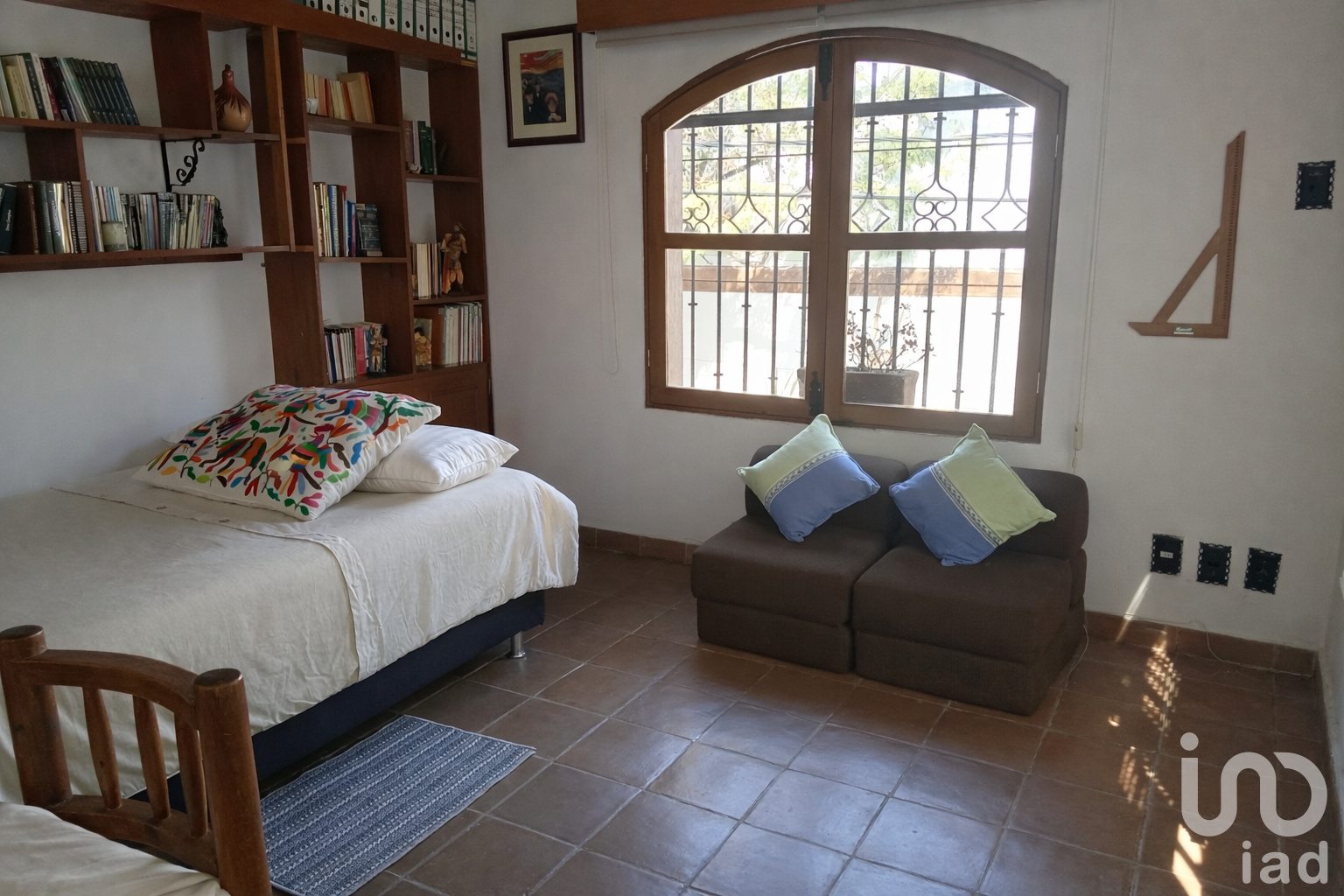Casa en venta, 4 recamaras, Lomas Atzingo, norte de Cuernavaca