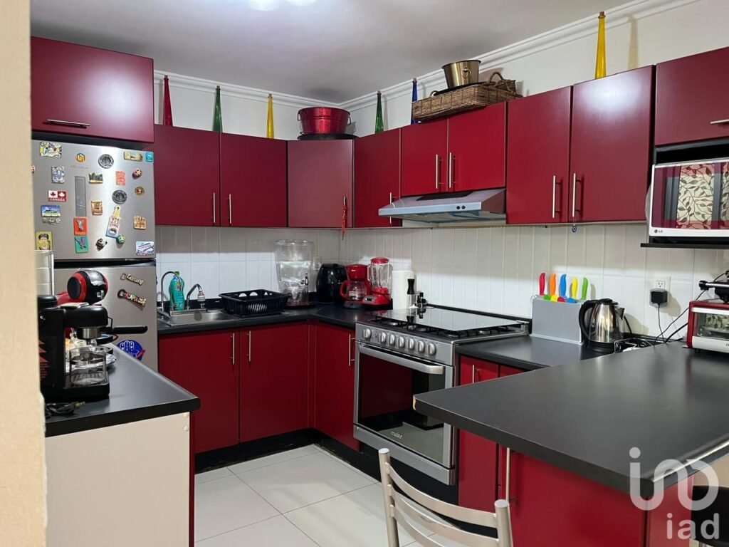 CASA EN CONDOMINIO VILLAS CUERNAVACA II EN VENTA CON ALBERCA EN EMILIANO ZAPATA LOMAS TRUJILLO