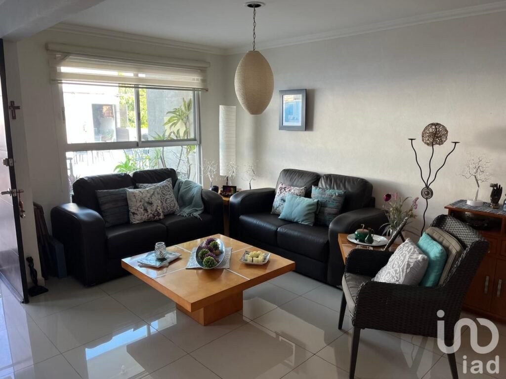 CASA EN CONDOMINIO VILLAS CUERNAVACA II EN VENTA CON ALBERCA EN EMILIANO ZAPATA LOMAS TRUJILLO