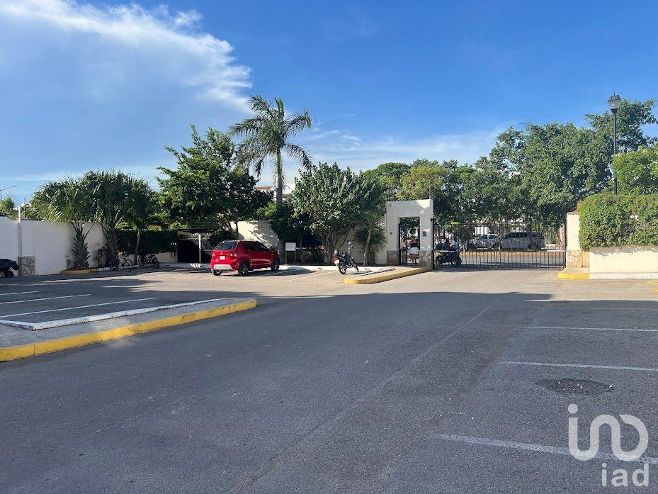 VENTA DE DEPARTAMENTO 2 RECAMARAS A UN COSTADO DE AV. CTM EN FRACC. REAL IBIZA.