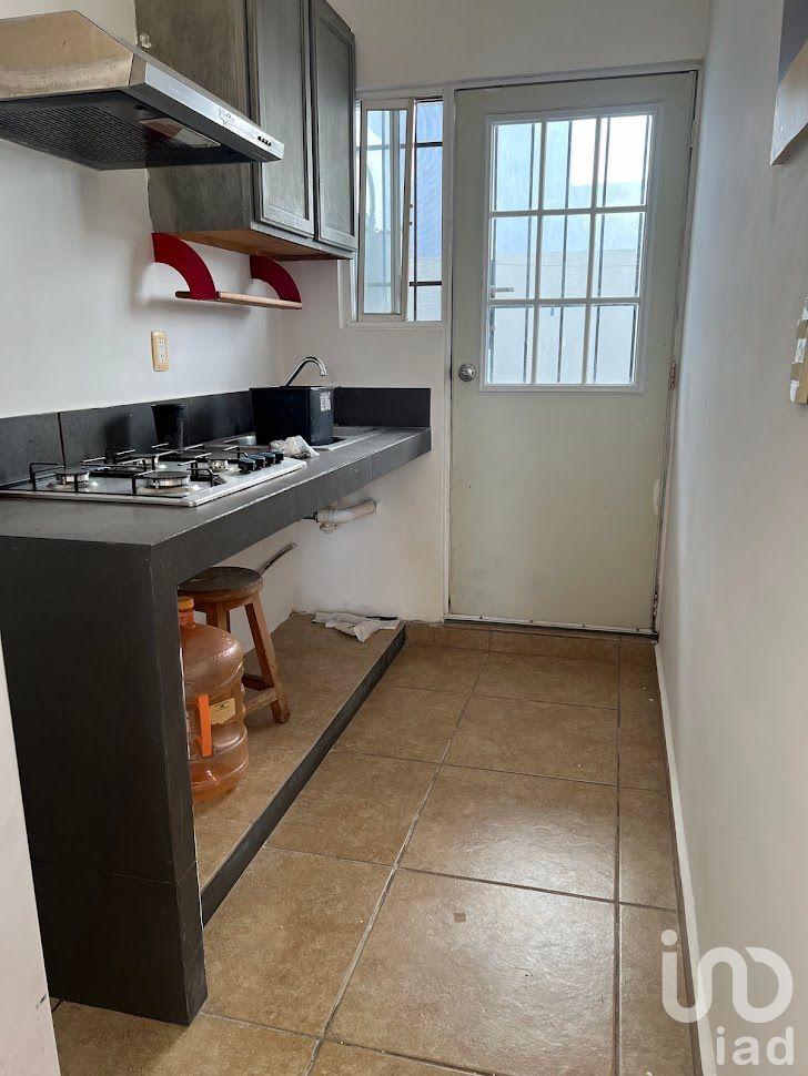 VENTA DE DEPARTAMENTO 2 RECAMARAS A UN COSTADO DE AV. CTM EN FRACC. REAL IBIZA.