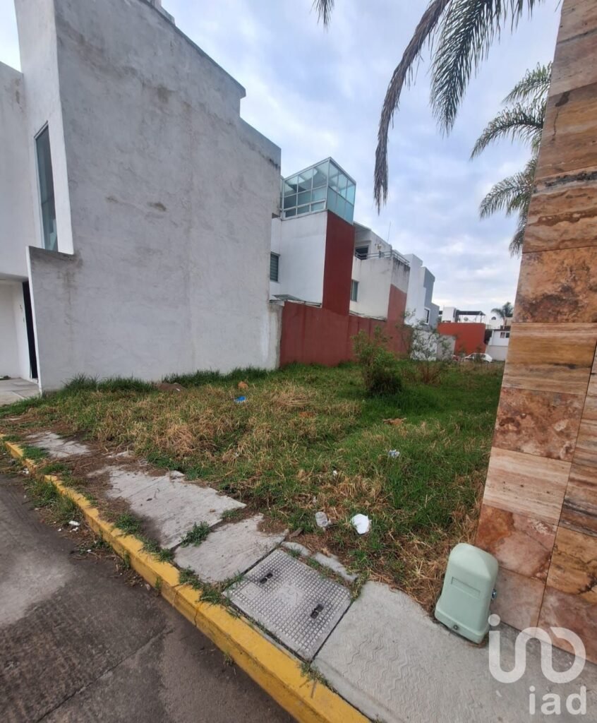 TERRENO EN VENTA  VILLAS EL CARMEN SAN MARTIN TEXMELUCAN PUEBLA