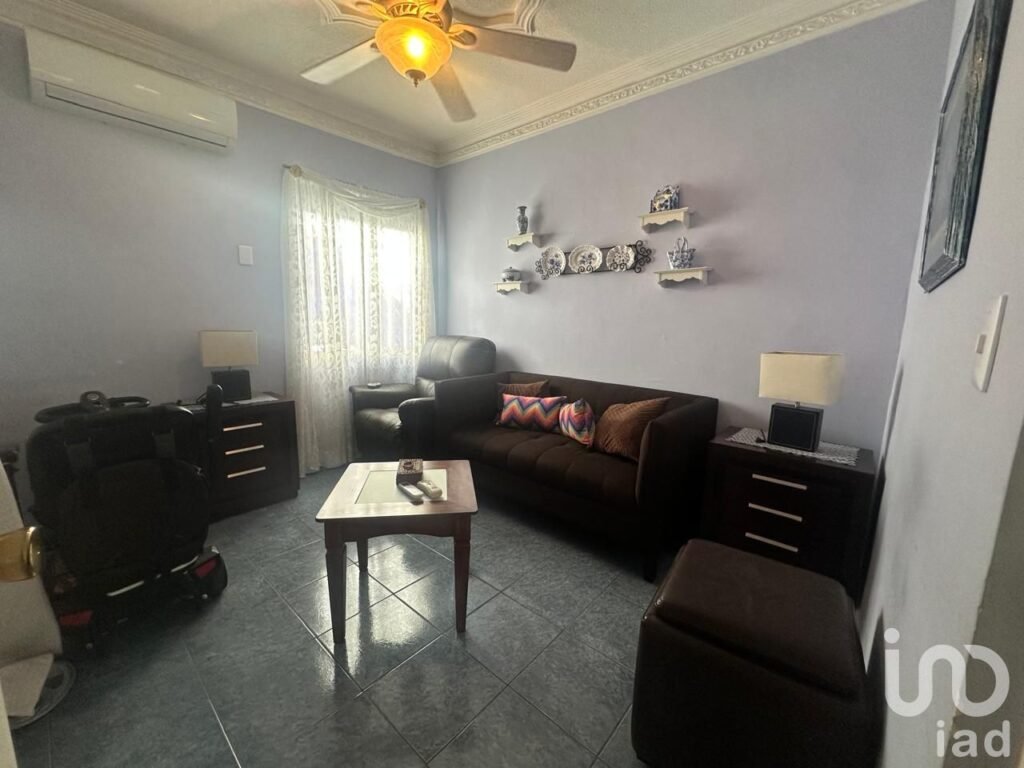 CASA DE UN NIVEL EN RENTA LOS SAUCES MAZATLAN SINALOA