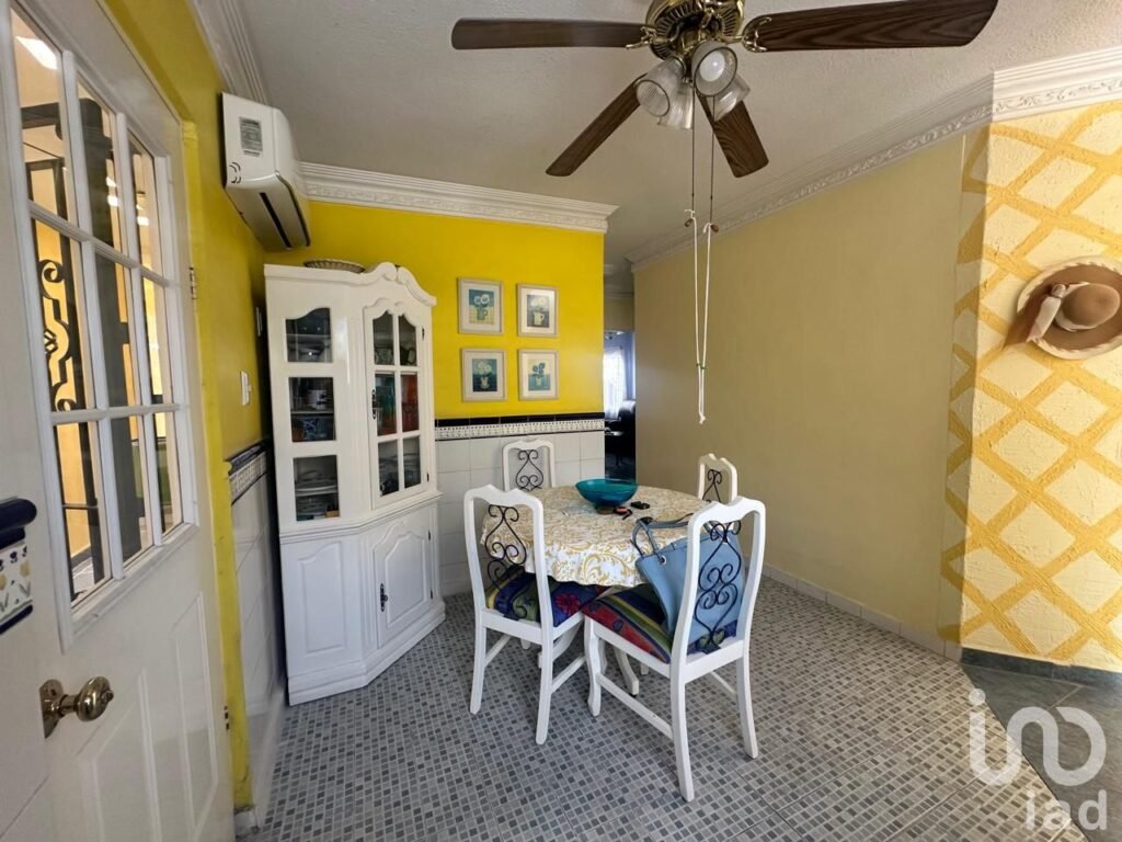 CASA DE UN NIVEL EN RENTA LOS SAUCES MAZATLAN SINALOA