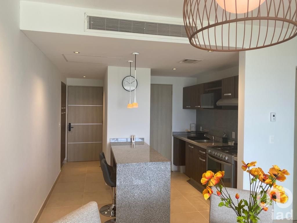 DEPARTAMENTO AMUEBLADO EN RENTA EN MALECON AMERICAS CANCUN