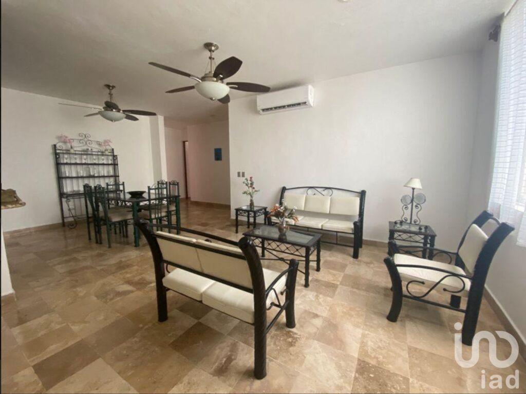 VENTA DE DEPARTAMENTO SOBRE AV TULUM EN CANCUN QUINTANA ROO
