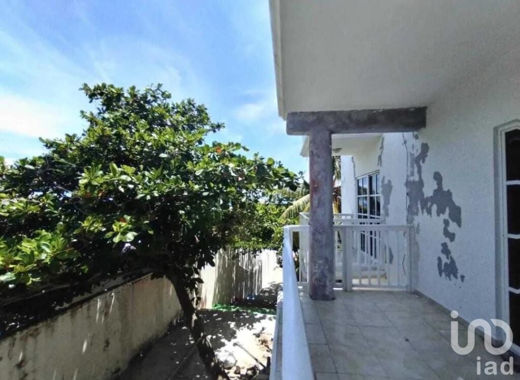 VENTA DE HOTEL CON 18 HABITACIONES EN ISLA MUJERES
