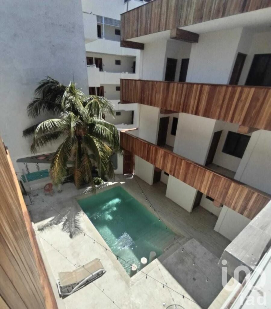 VENTA DE HOTEL CON 18 HABITACIONES EN ISLA MUJERES