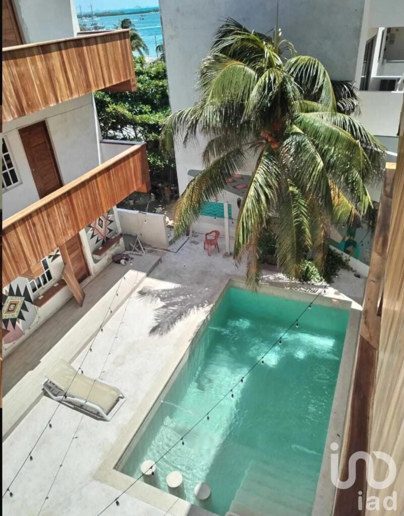 VENTA DE HOTEL CON 18 HABITACIONES EN ISLA MUJERES