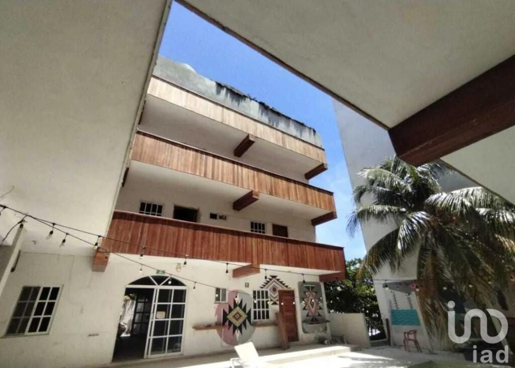 VENTA DE HOTEL CON 18 HABITACIONES EN ISLA MUJERES